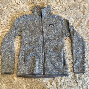 Gray Patagonia Women’s Better Sweater fleece jacket size medium
